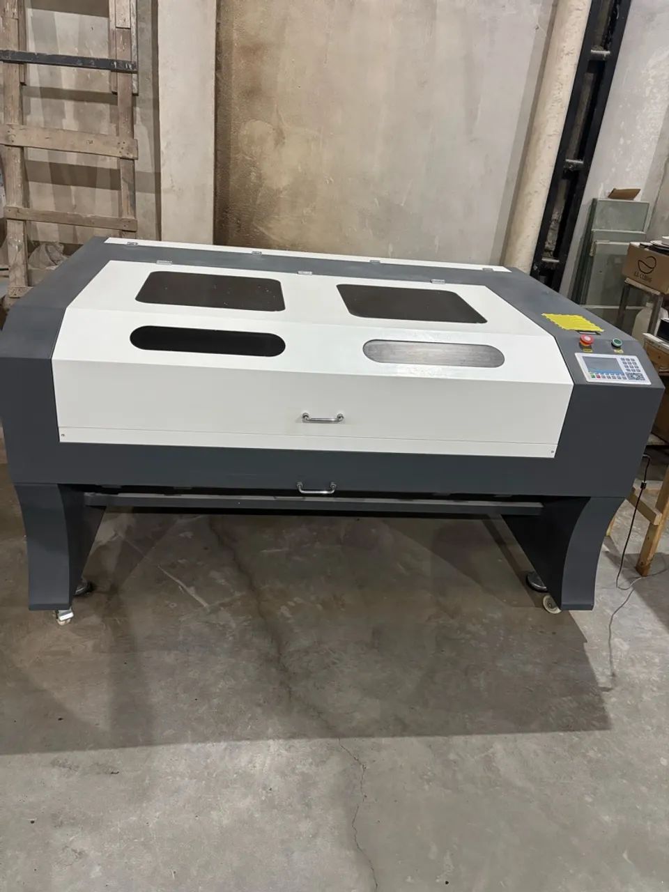 Máquina laser 