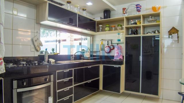 Bosque das Videiras - Casa á Venda com 3 quartos, 3 vagas, 225.60m² (CA0041) - Foto 12