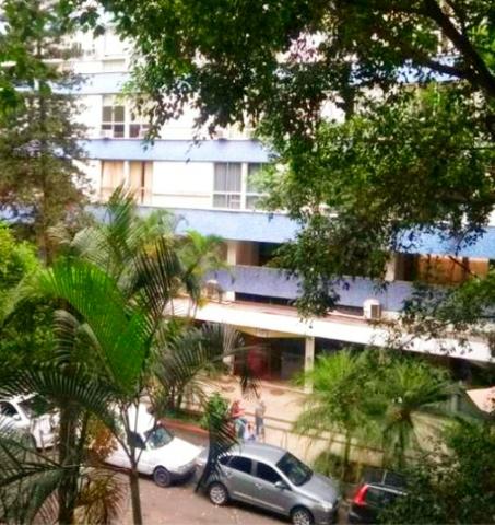 Oportunidade! Rua Anita Garibaldi - 2 quartos + área de dependências - 93m2 com vaga - Foto 3