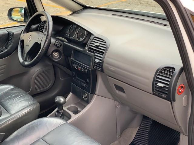 Zafira Eleg.2.0 MPFI FlexPower 8V 5p Aut - Foto 9