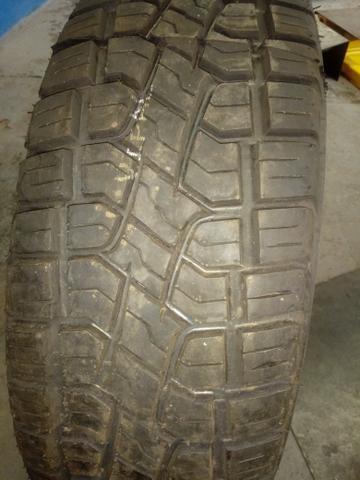 Pneu 205/60/16 200.00