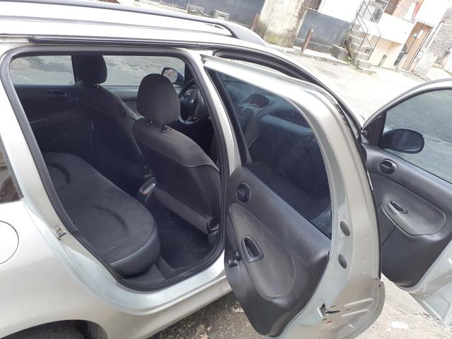 Pegeout 206 sw carro muito econômico e potente - Foto 9