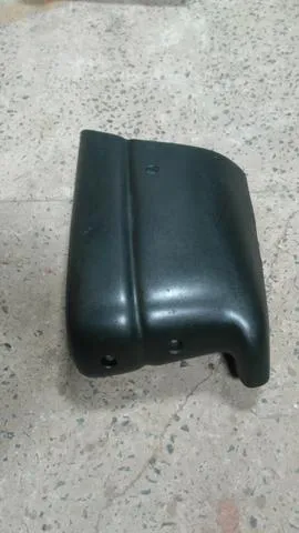 Ponteira para choque Direita Master 2003/2013