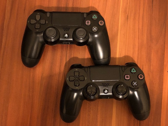 Playstation 4 PRO c/ SSD Samsung 1TB + 2 Controles + 10 Jogos - Foto 5