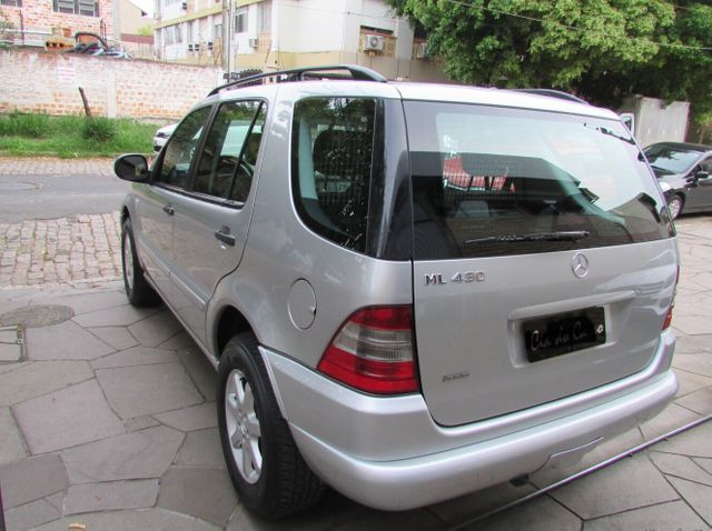Mercedes Benz ML 430 2001, apenas 127.000 km, absolutamente impecável - Foto 4