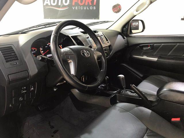 Hilux CD SRV D4-D 4x4 3.0 TDI Diesel Aut - Foto 7