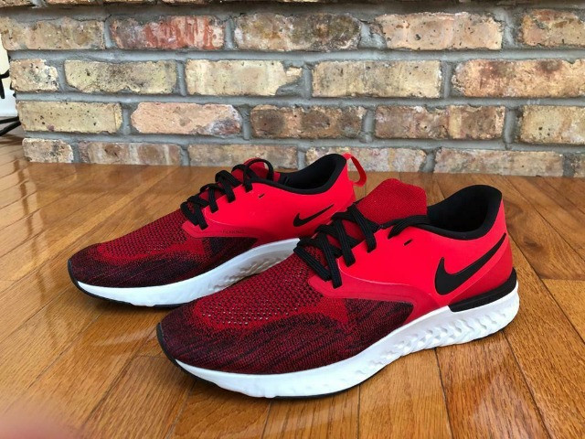 nike odyssey react vermelho