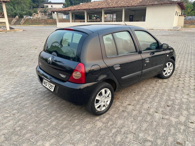 Clio 1.0 ano 2010