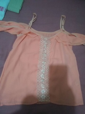 Blusa Laranja tamanho M 10,00 - Foto 3