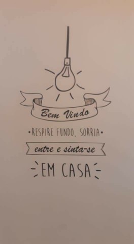 Técnico em aplicação de qualquer tipo de papel de parede 