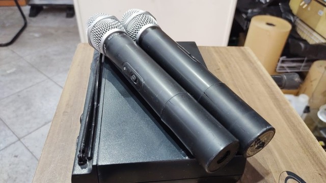 Microfone Duplo Karsect Kru302 Uhf Funcionando 100%!! - Foto 3