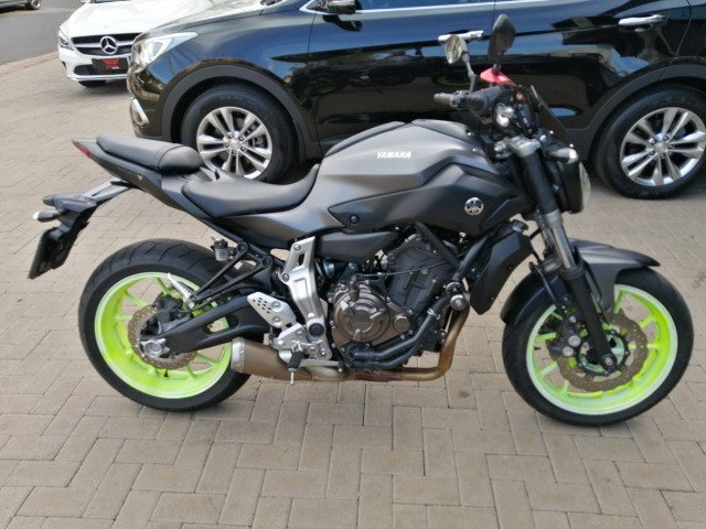 YAMAHA MT 07 2016