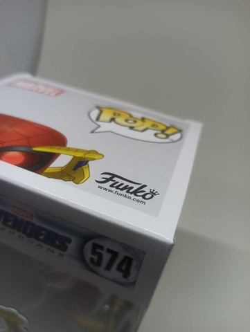 Funko Pop Marvel Iron Spider C Manopla Avengers Endgame 574 - Foto 4