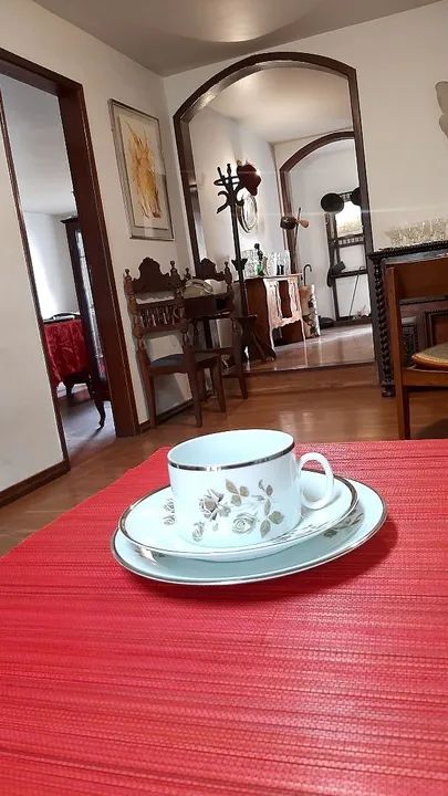 Trio porcelana Renner; Medaillon, friso prateado.