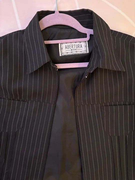 Blazer Listrado Preto e Branco - Foto 4
