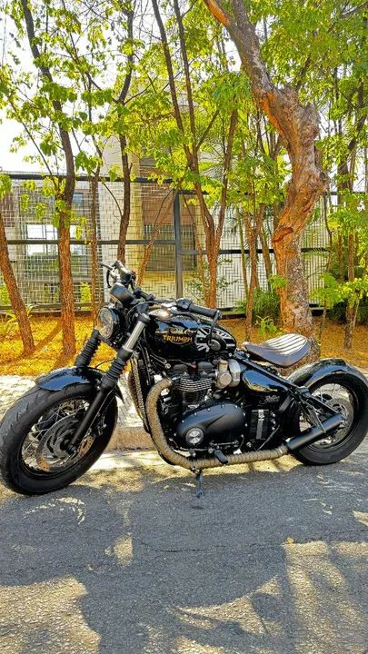 Triumph Bonneville Bobber 2020 custom