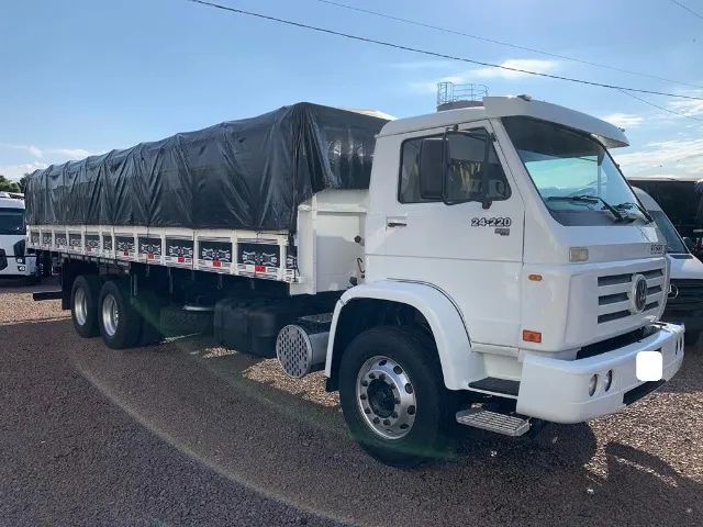 Vw 24220 Worker carroceria granel ano 2011 316700Km R$ 285.000,00av - Foto 3
