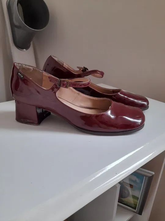 Sapatos femininos salto baixo vermelho - Foto 5