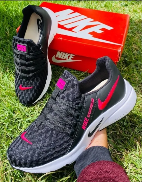 TÊNIS FEMININO - NIKE SPORTSWEAR