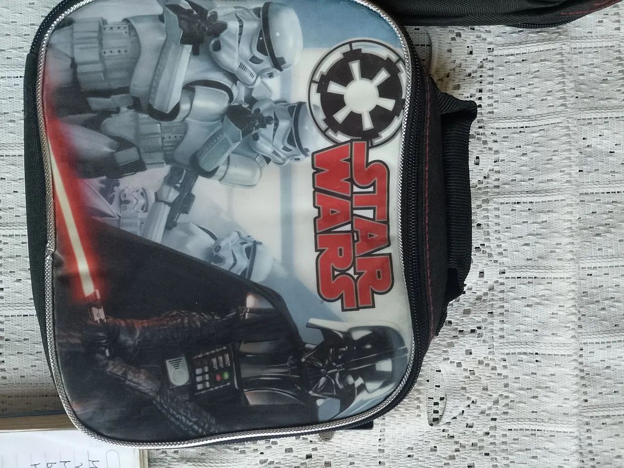 Mochila infantil Star Wars - Nova com lancheira. - Foto 3