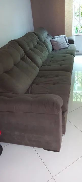 Sofá Suede Marrom 6 lugares retr átil  - Foto 2