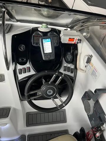 Vendo lancha Focker 21.5 - 8 pessoas, cabinada. - Foto 3