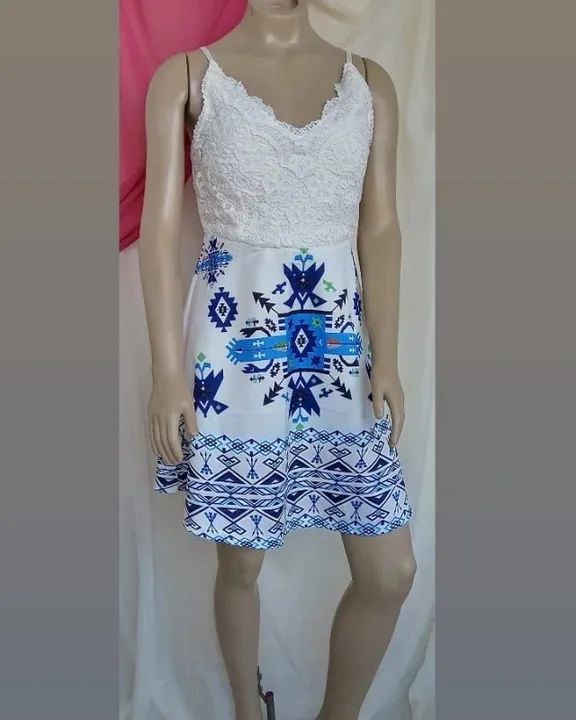 Vestido Étnico em Tecido Acetinado e Renda c/Bojo - Foto 2