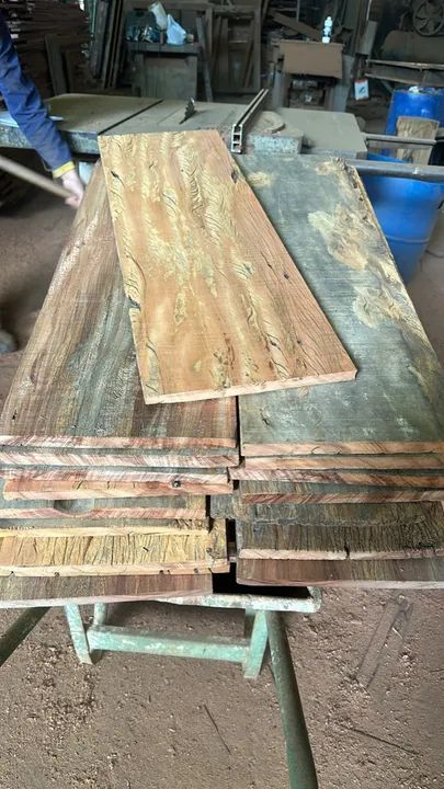 Tábua de Peroba Rosa de demolição 0,29cm