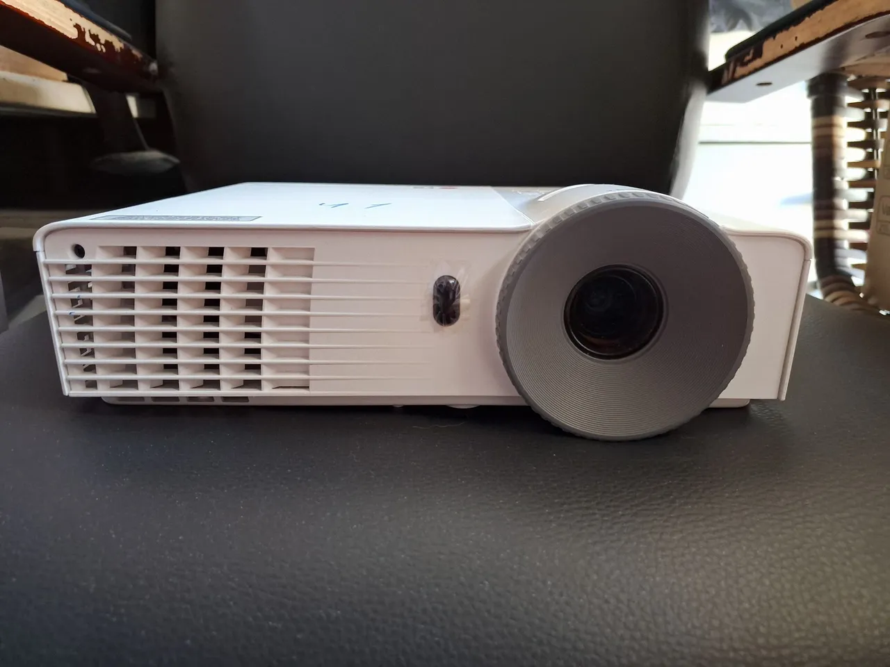 Projetor LG com entrada HDMI!