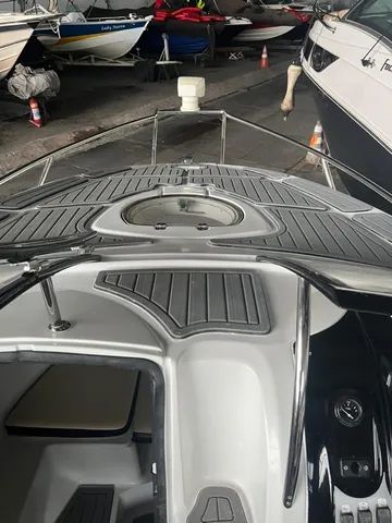 Vendo lancha Focker 21.5 - 8 pessoas, cabinada. - Foto 4