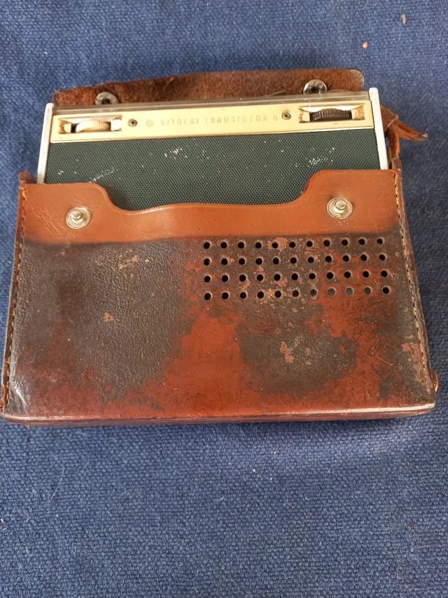 Radio antigo Hitachi transistor  - Foto 2