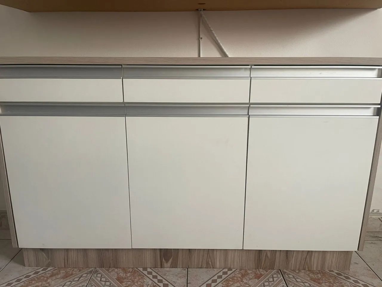Armário semi novo 