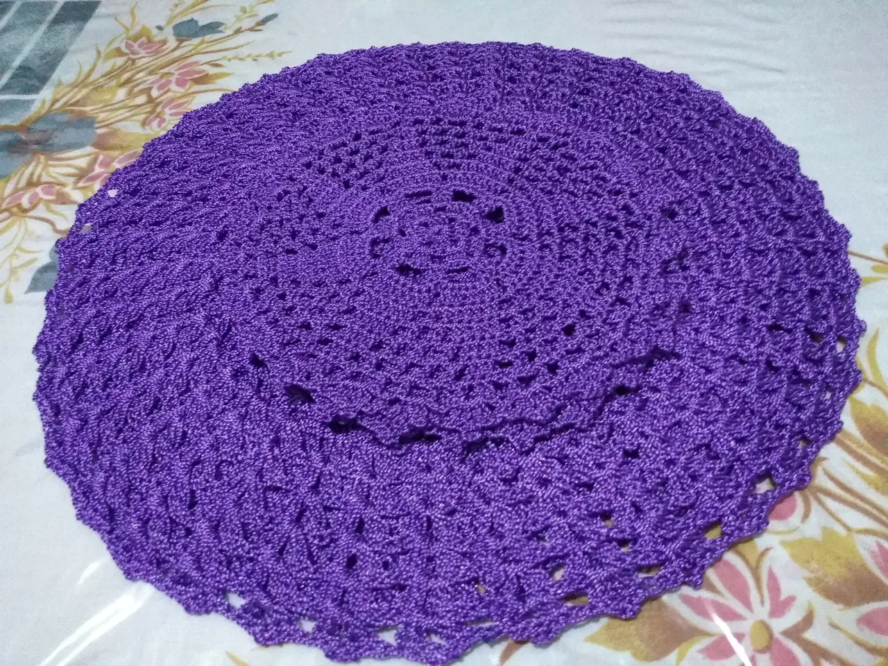 Conjunto de crochê artesanal.