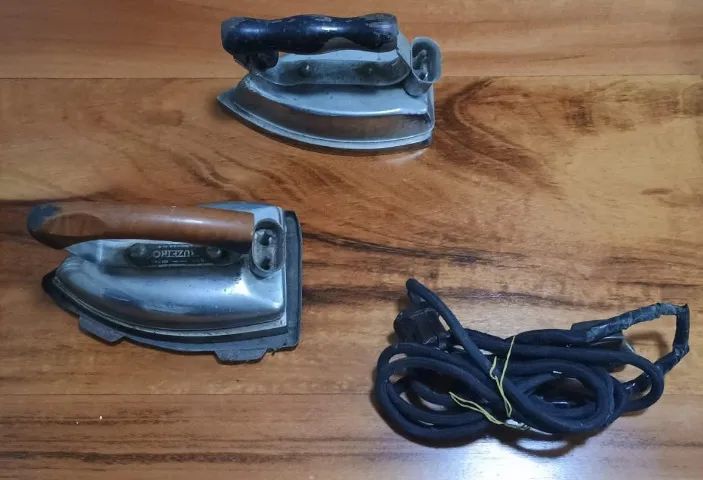 FERROS ELÉTRICOS ANTIGOS - Foto 3