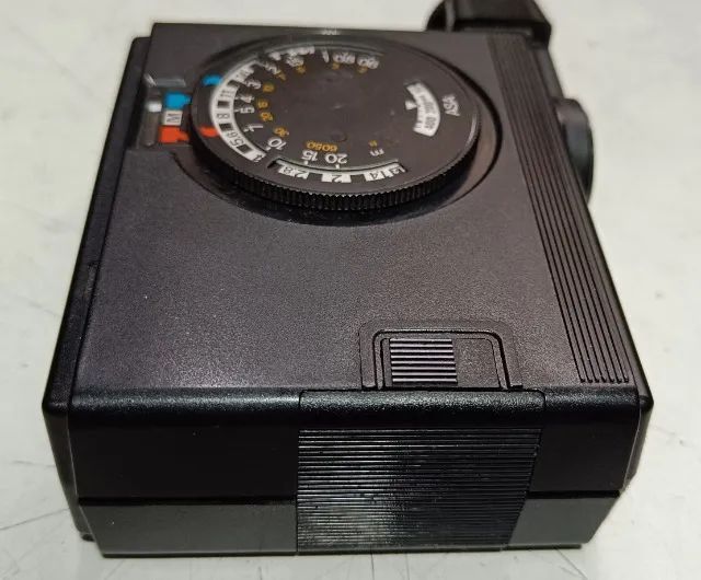 Flash Nikon Sb-10 Usado Bom Estado Funcionando Normalmente  - Foto 3