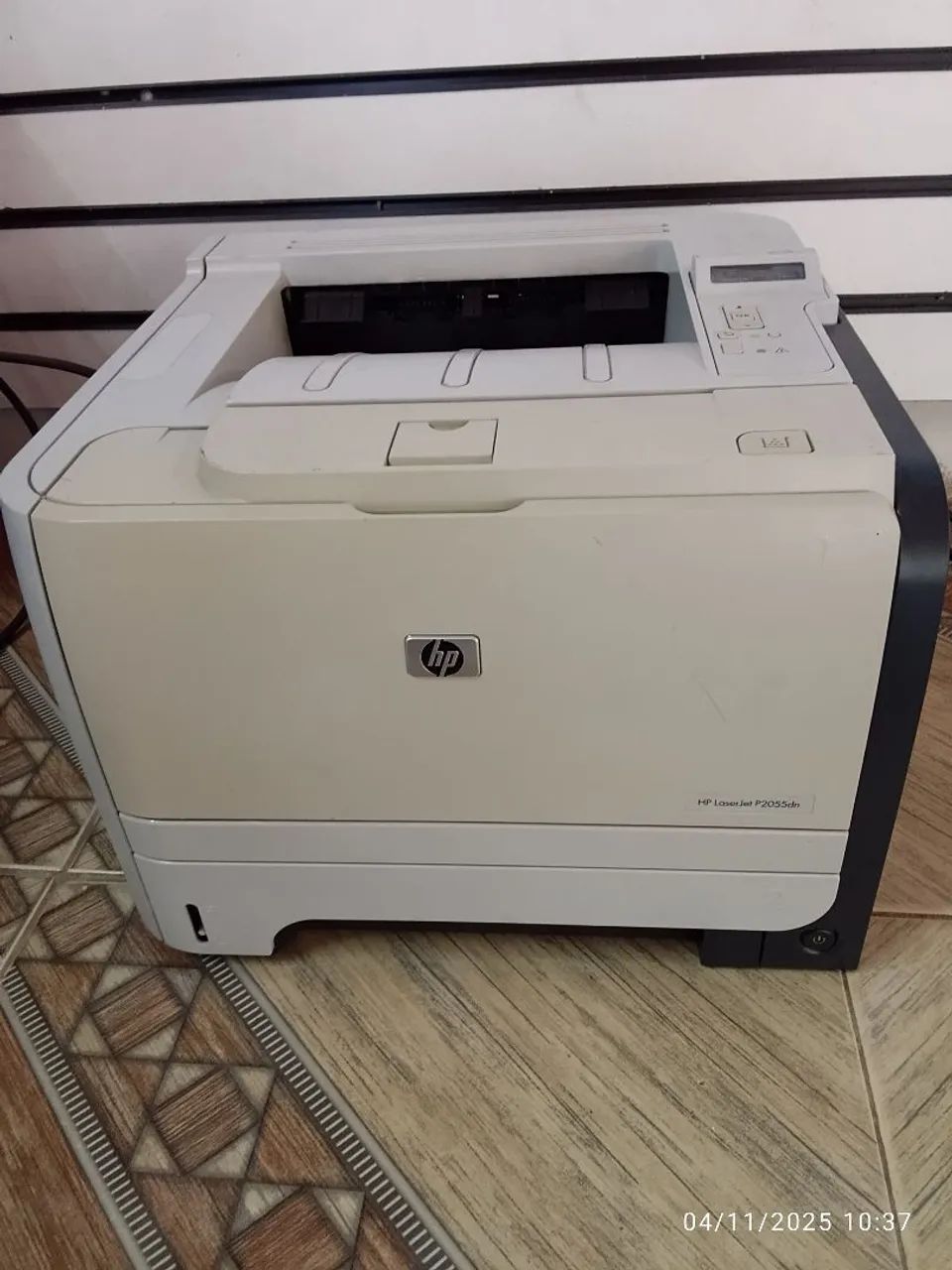Impressora HP LaserJet P2055dn - Foto 2