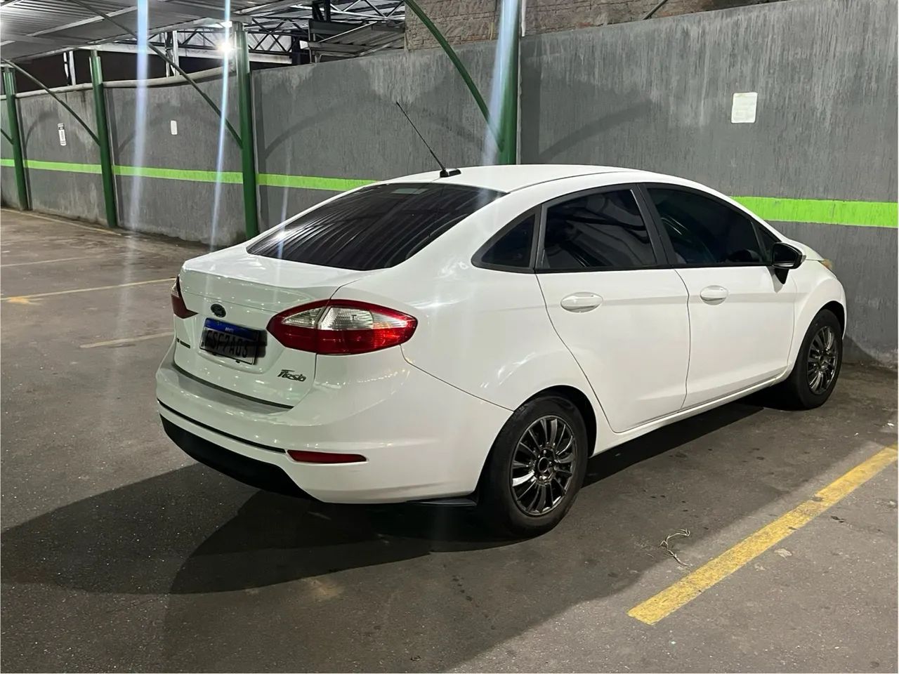 Vendo Ford New Fiesta Automático Sedan 2016