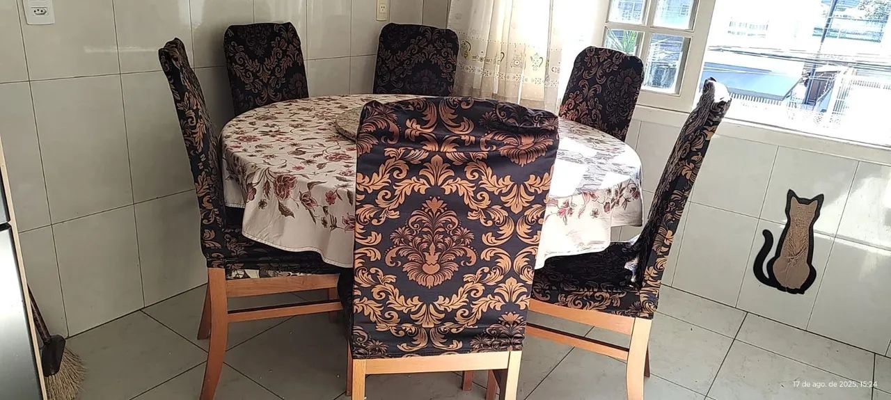 Vendo mesa redonda com prato giratório em pedra 64288874629378124