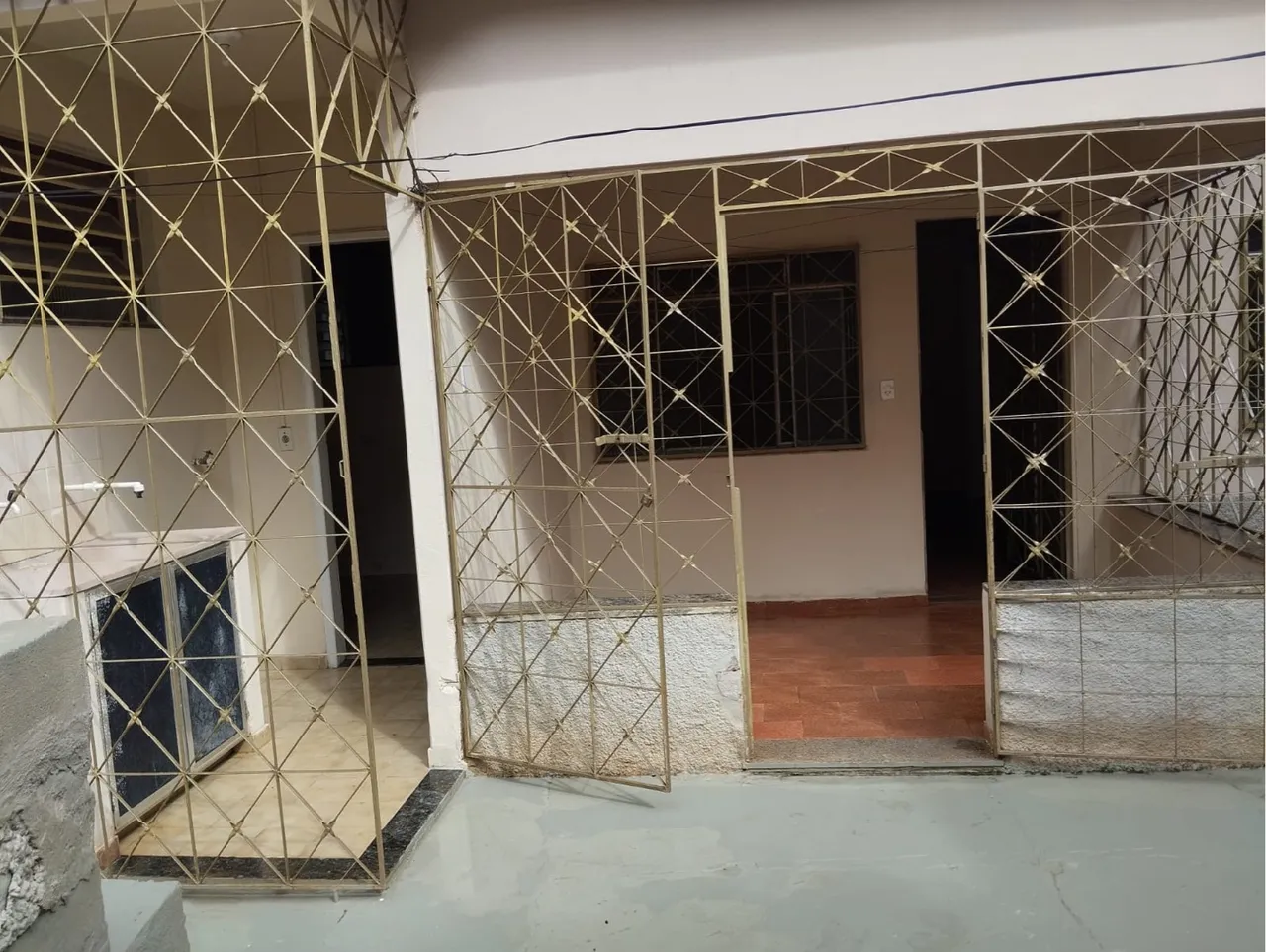 Aluga-se casa no bairro Independência - Cachoeiro de Itapemirim/ES