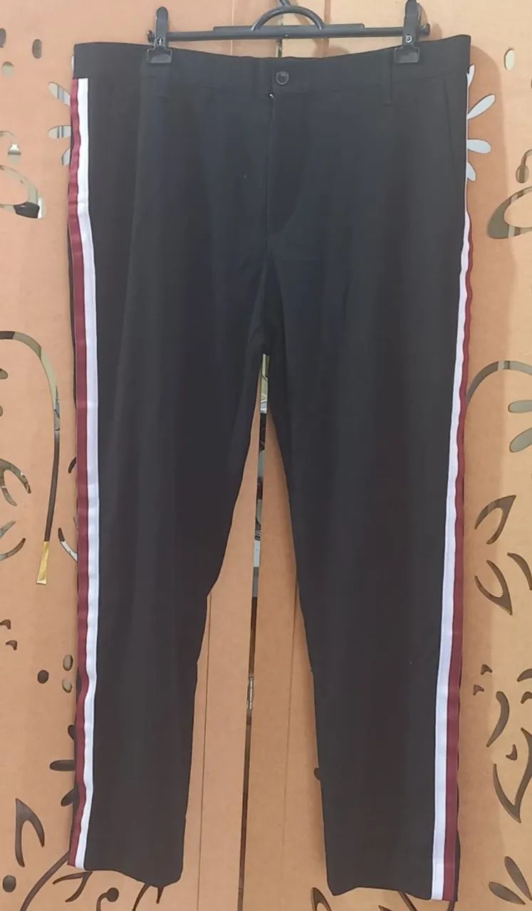 Calça Masculina Lista Lateral