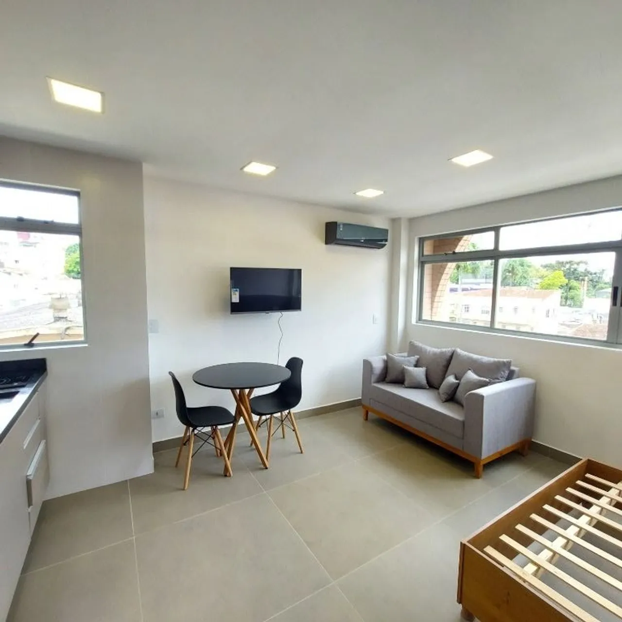 Apartamento Novo com 1 dormitório para Locação com 32 m² no Centro Cívico - Curitiba/PR