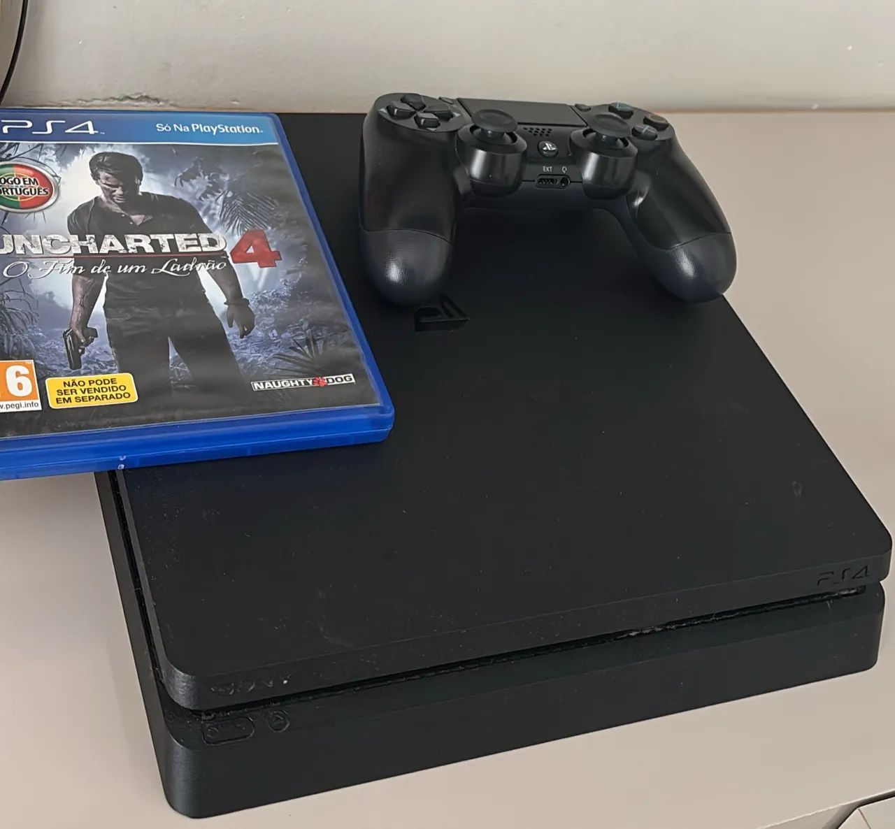 Playstation 4 com Uncharted 4 - Foto 2