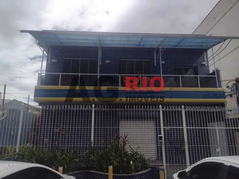Casa : / Comercial / Vila Valqueire