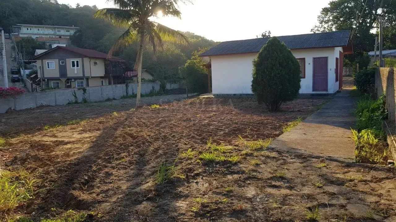 Terreno com 2.017m2 à venda na Cachoeira do Bom Jesus - Florianópolis/SC. - Foto 2