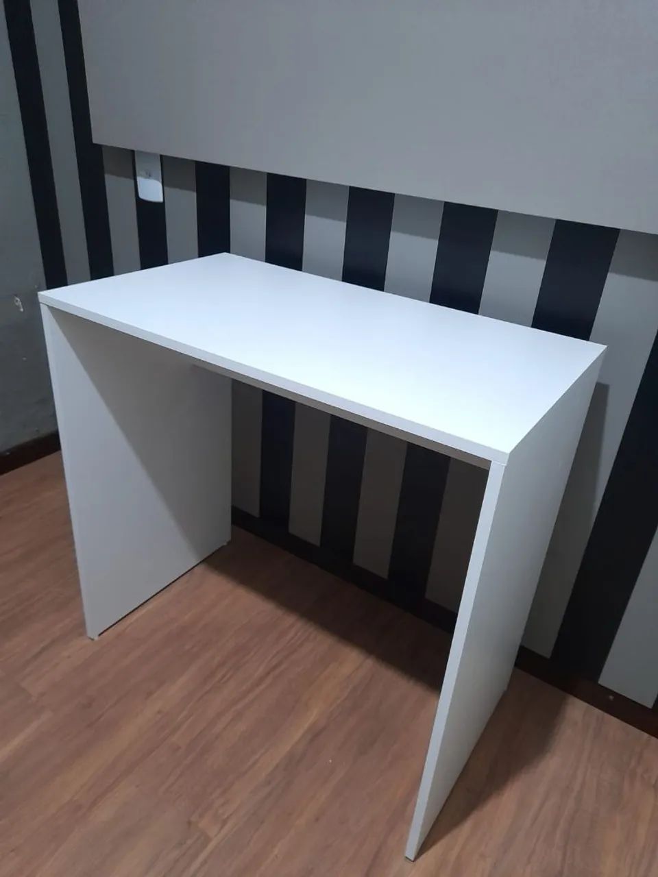 White MDF Desk64960485933825123