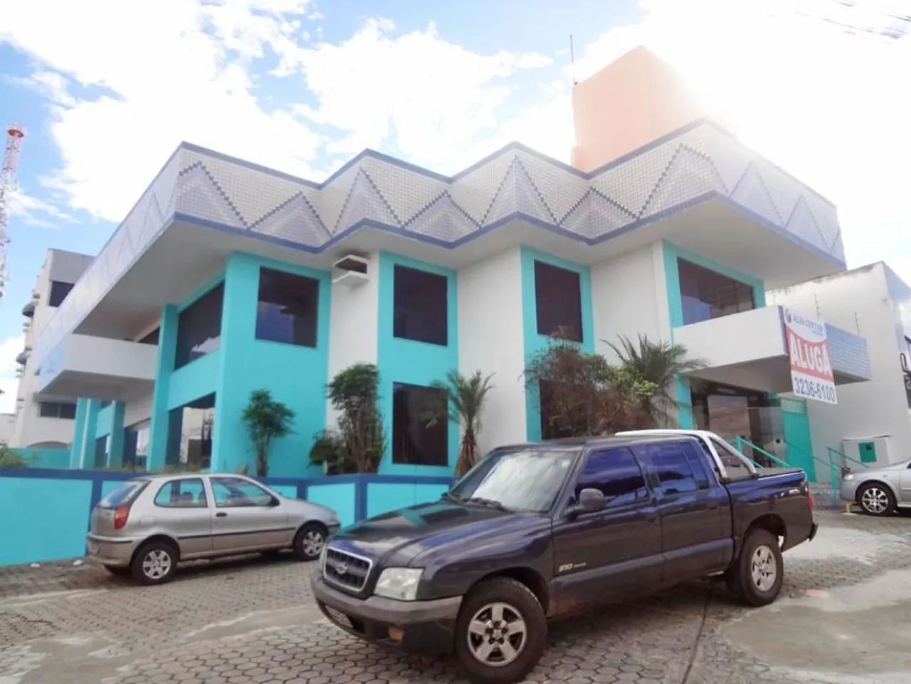 Prédio de 1070 m² disponível para alugar por R$ 28.000 mensais no Setor Campinas - Goiânia - Foto 2