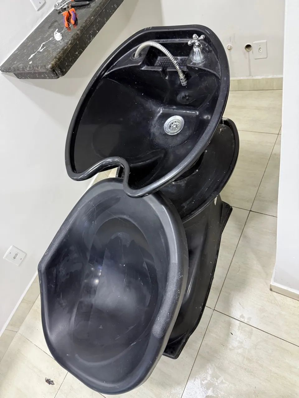 Lavatório cabeleireiro com aquecedor 127 w - Foto 2