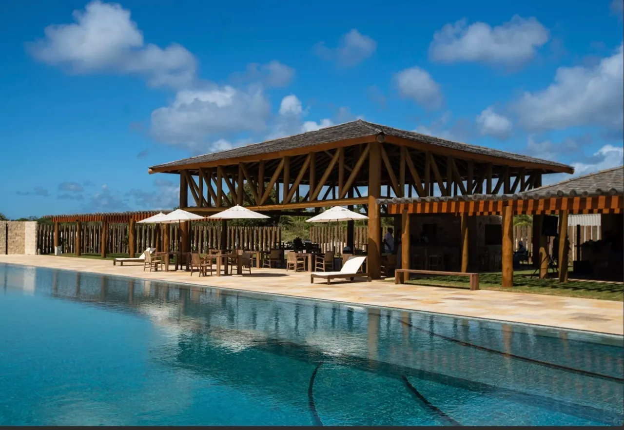 Lote 830m2 Praia do Forte, Condominio Lalaguna