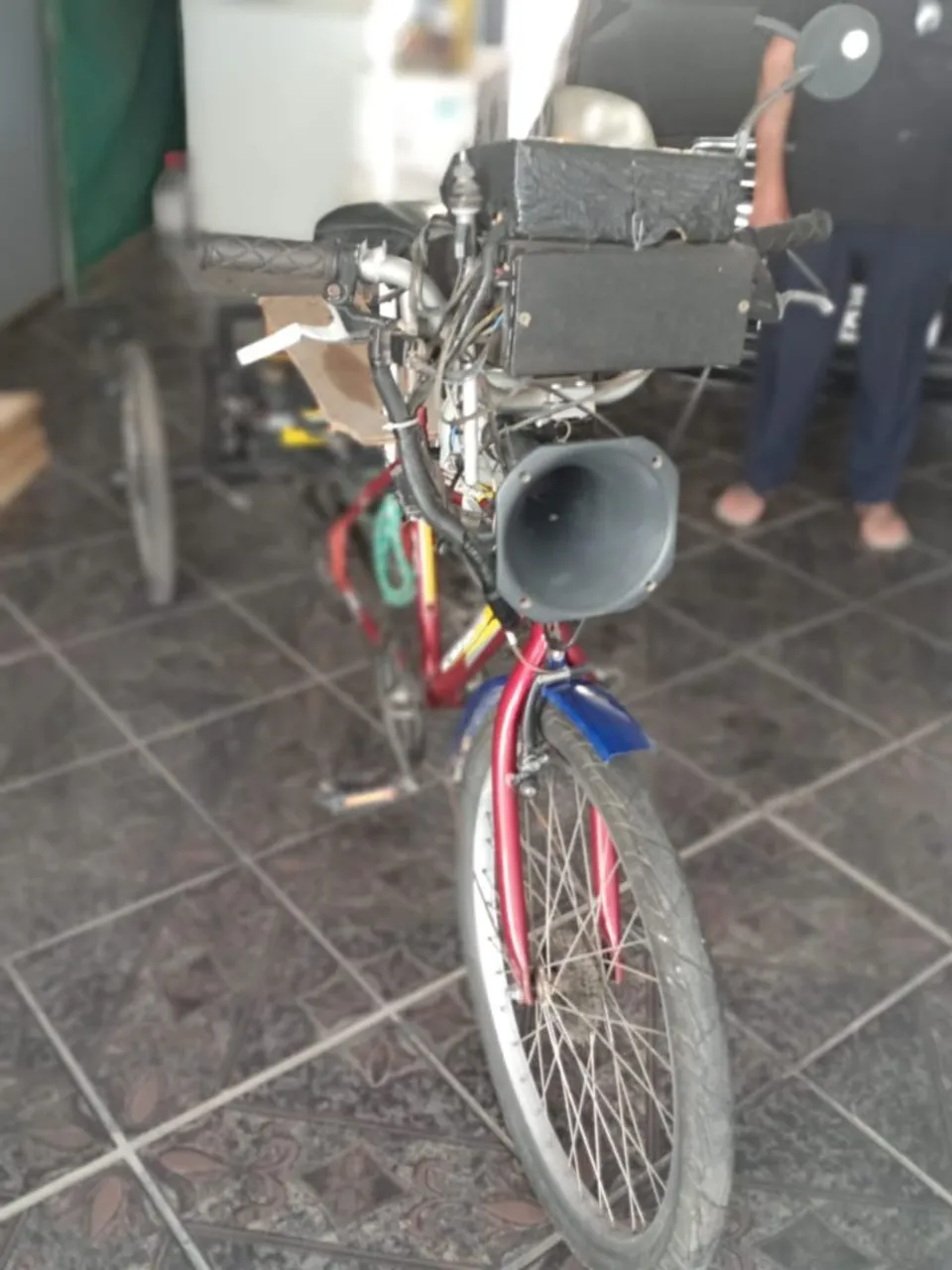 Triciclo Personalizado - Único e Imbatível!