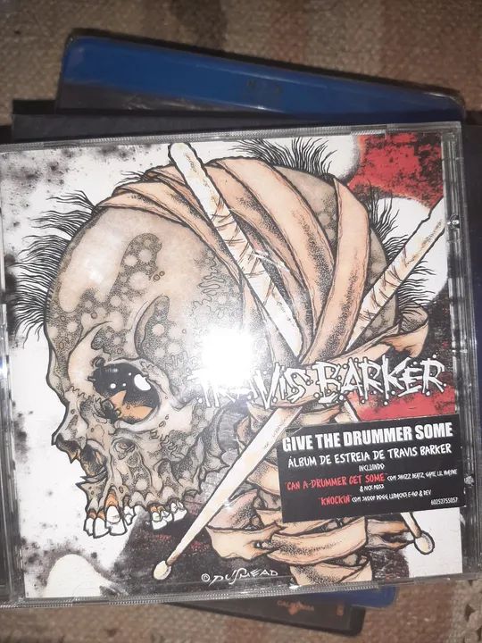 Cd travis baker - give the  Drummer some (novo) 